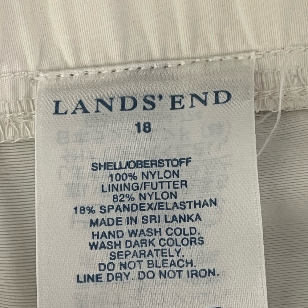Lands' End Vintage Classic swimming White Shorts size 18